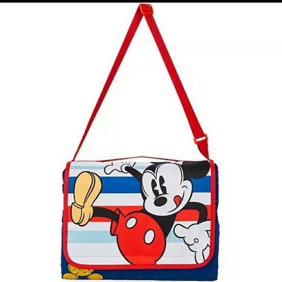 NWT Disney Mickey Mouse Picnic Blanket